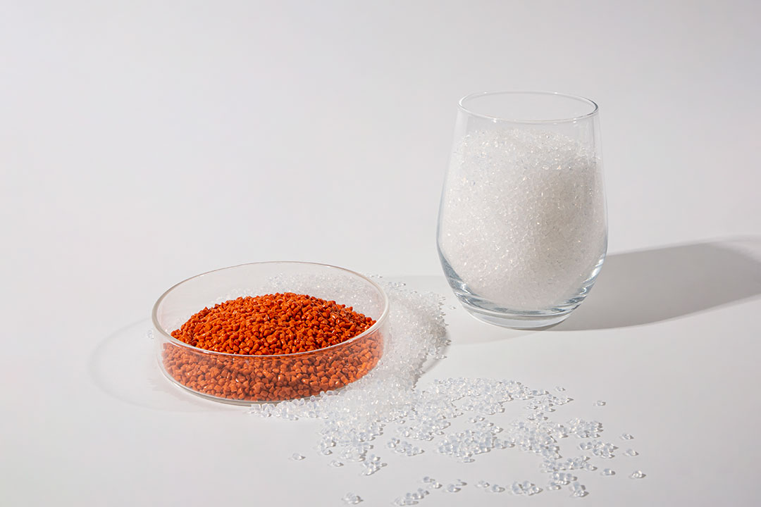 PFA的性質(zhì)和優(yōu)缺點(diǎn)是什么？